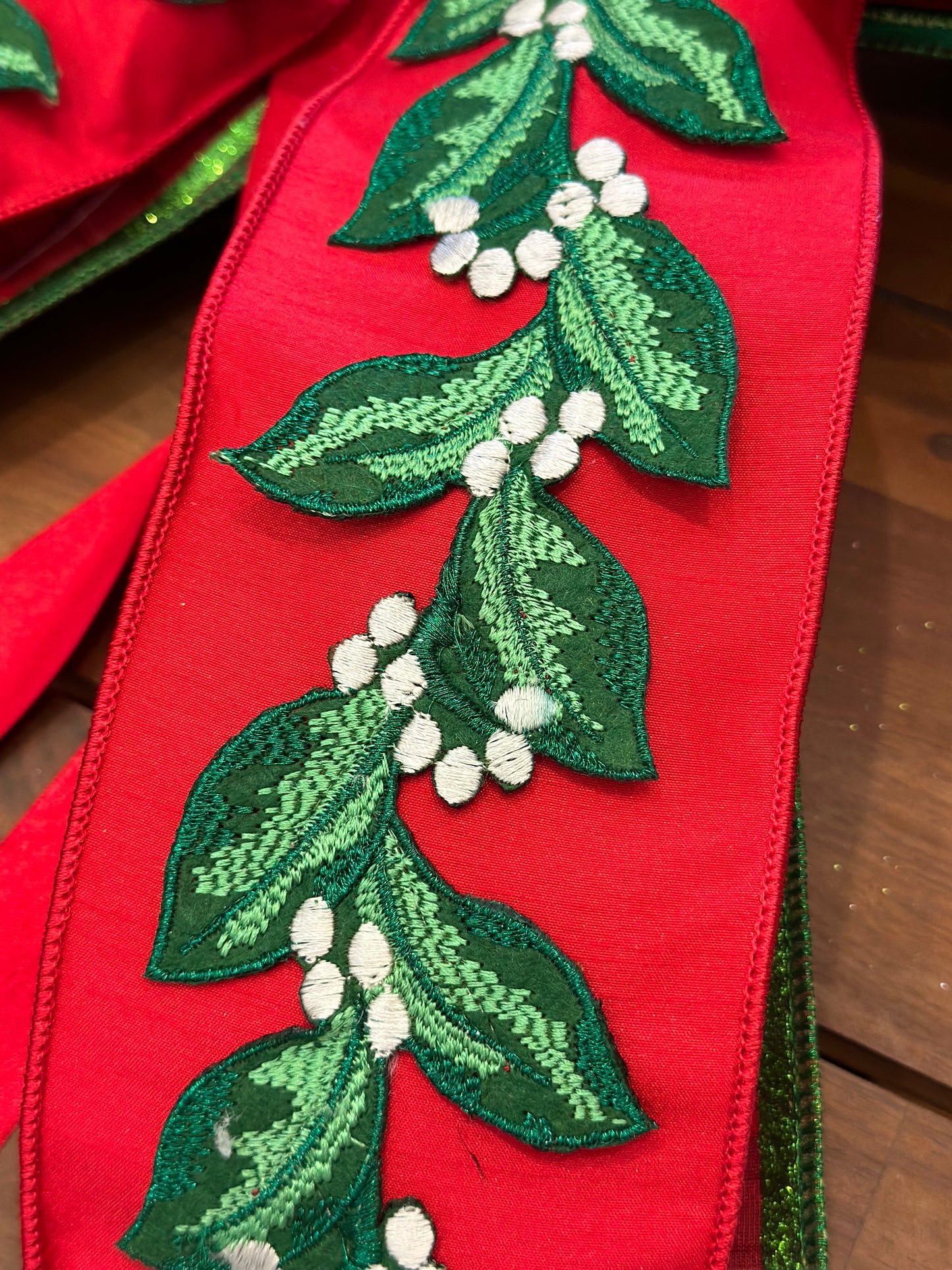 4” Mistletoe with Red Back Ribbon