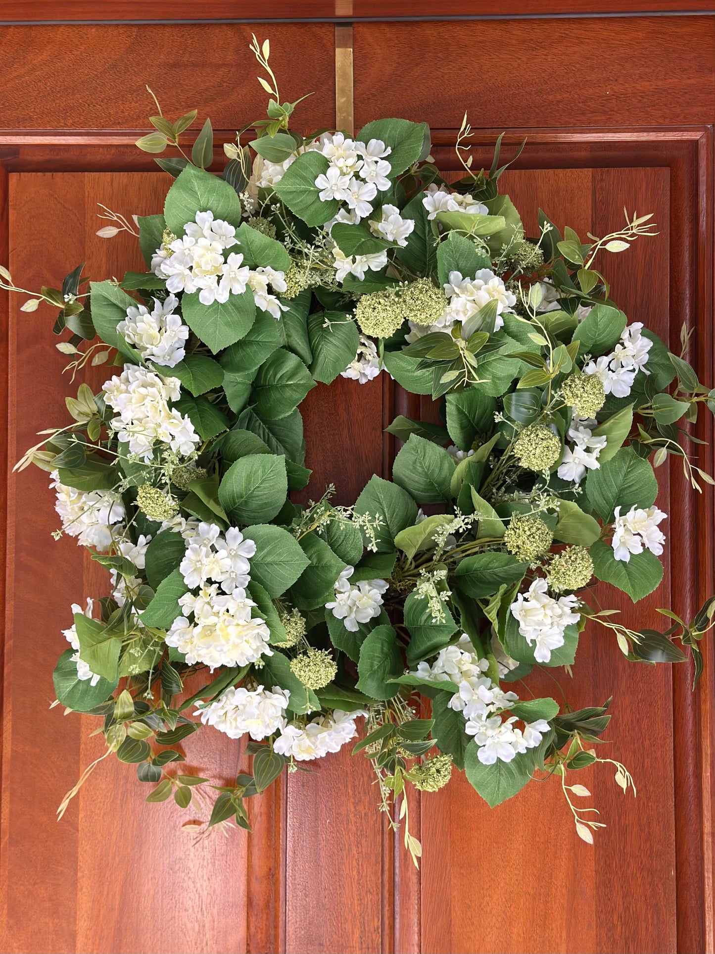 Green Puff with White Geraniums Wreath