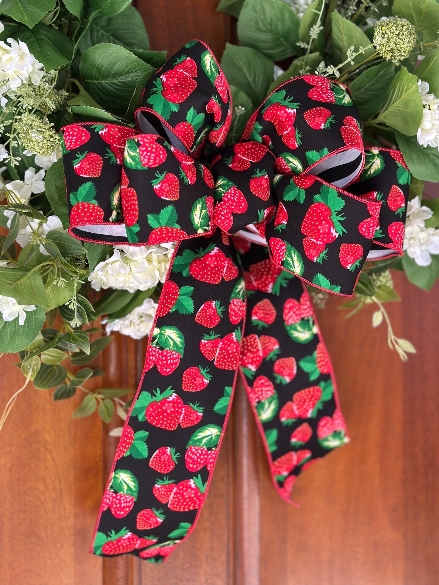 Green Puff with White Geraniums Wreath