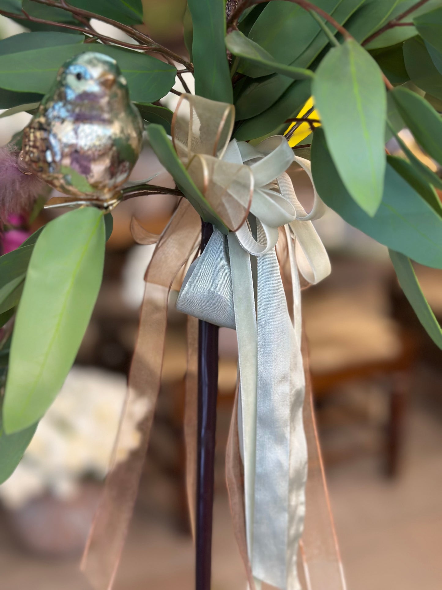 Eucalyptus Topiary Tree w/ Bird