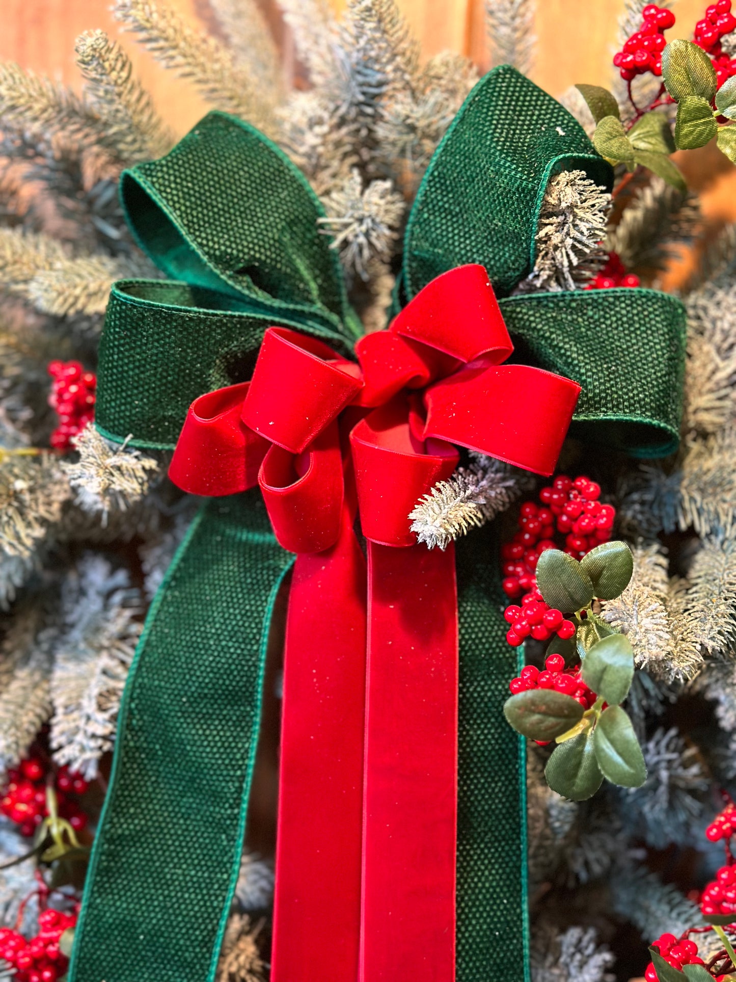 Holiday Cheer Wreath