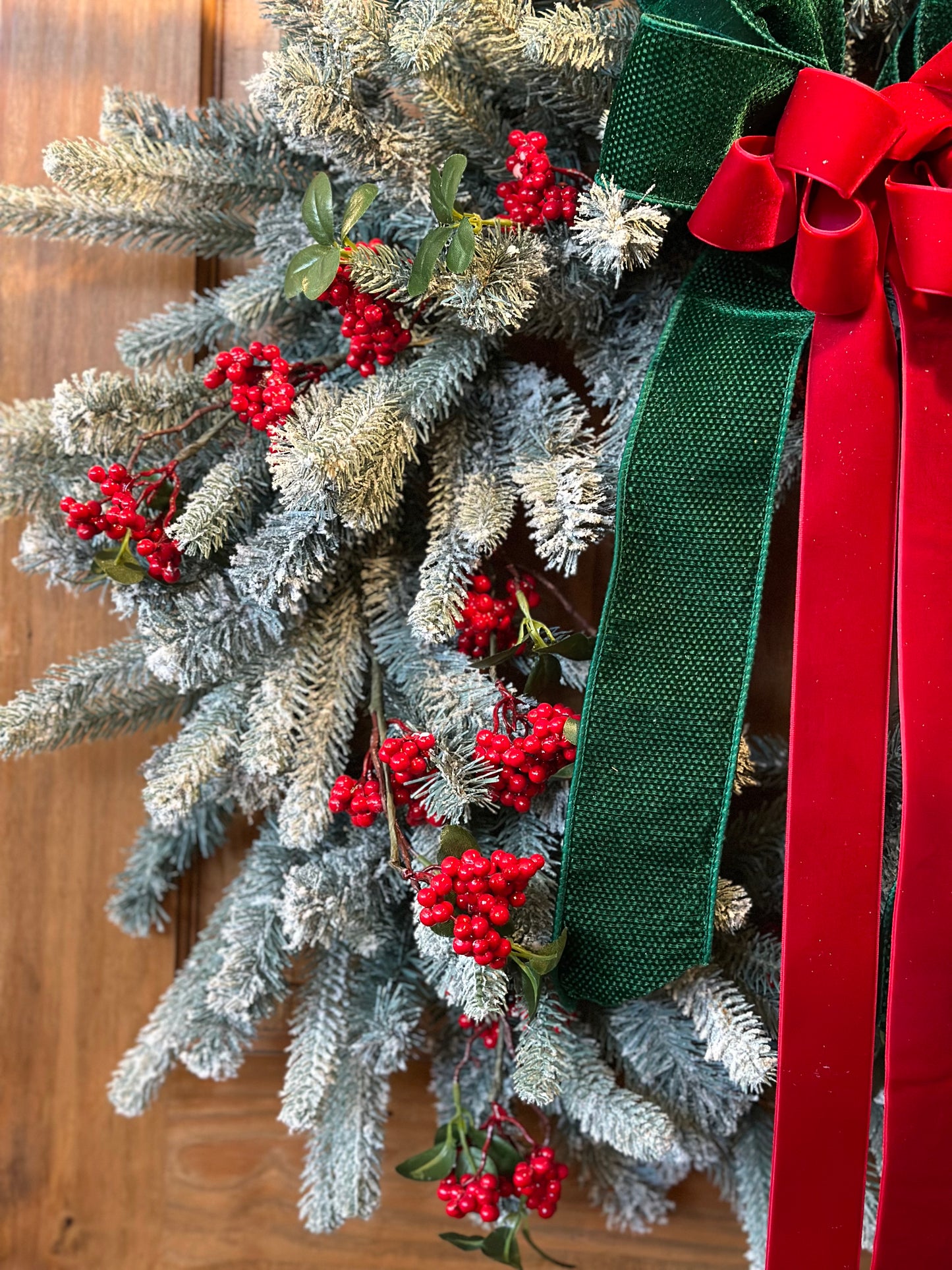 Holiday Cheer Wreath