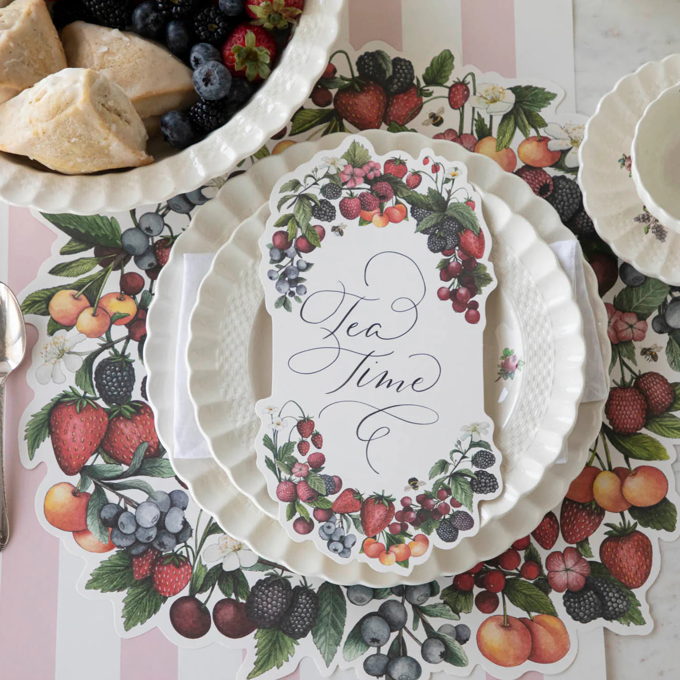 Die-cut Berry Wreath Placemat