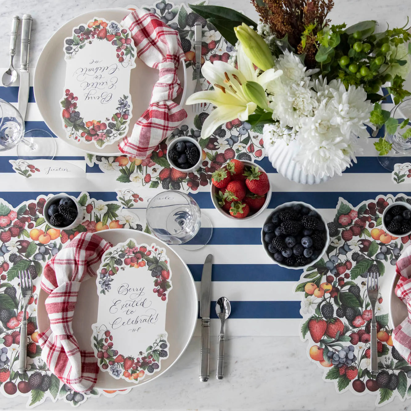 Die-cut Berry Wreath Placemat