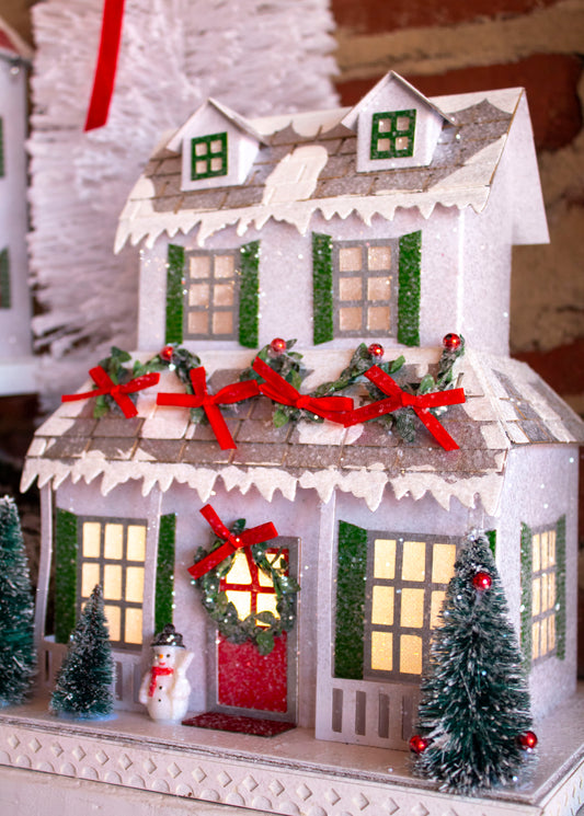 10" Christmas Cottage