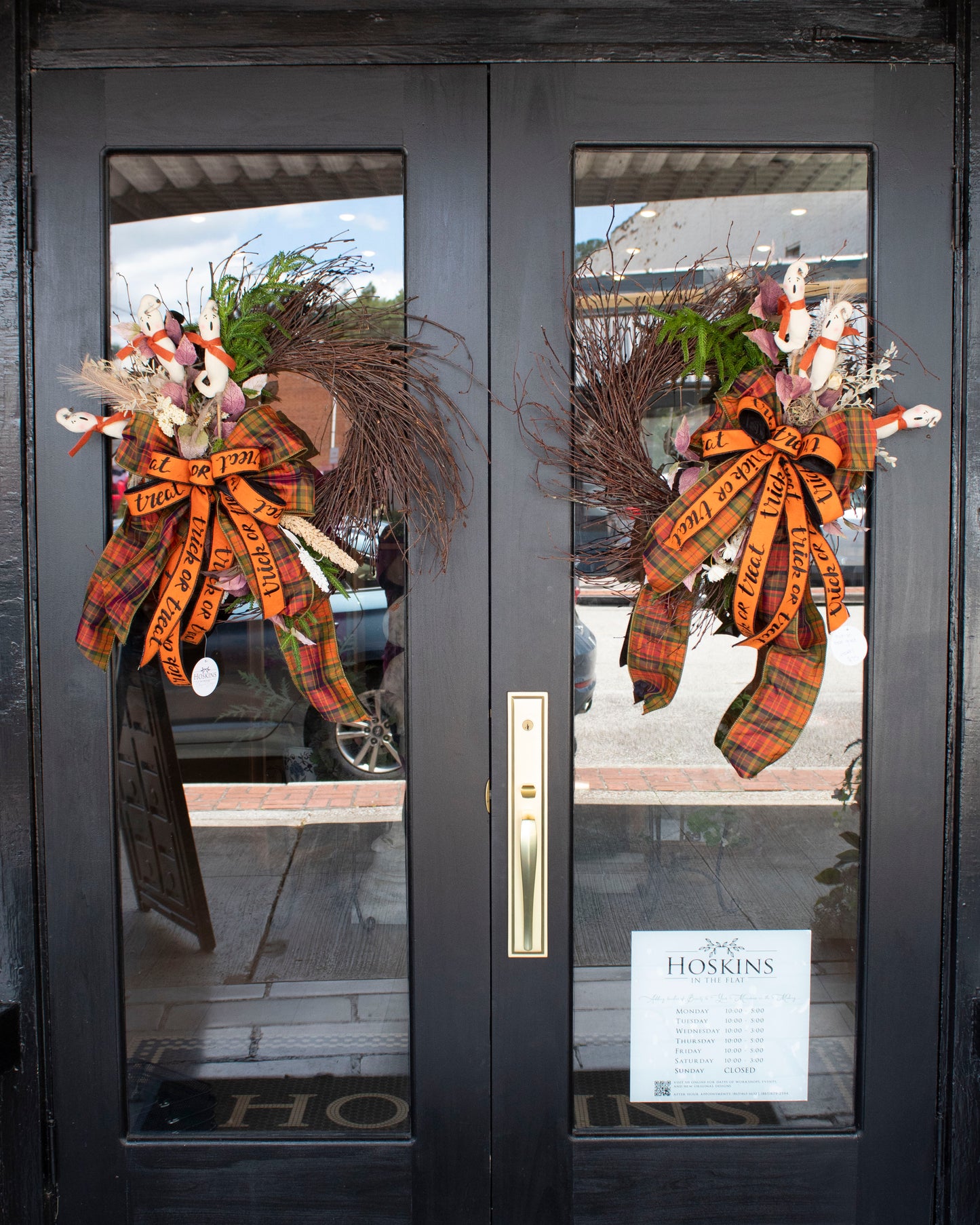 Trick or Treat Ghost Wreath